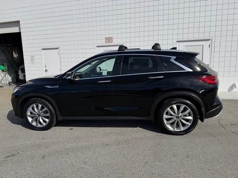 Used 2022 INFINITI QX50 Essential image 3
