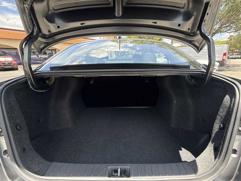 Used 2025 Nissan Versa S w/ Trunk Package FWD image 19