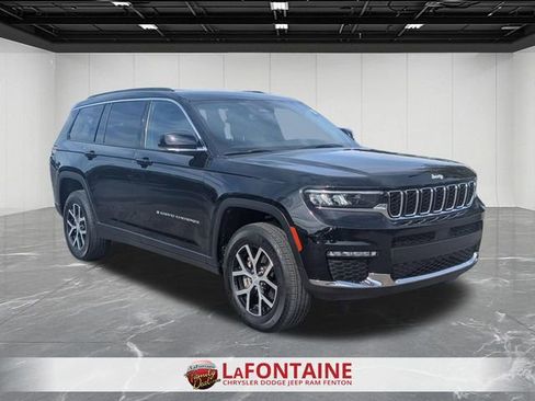 Used 2024 Jeep Grand Cherokee L Limited AWD/4WD image 7