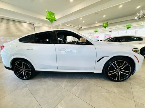 Used 2023 BMW X6 M50i w/ Parking Assistance Package image 10