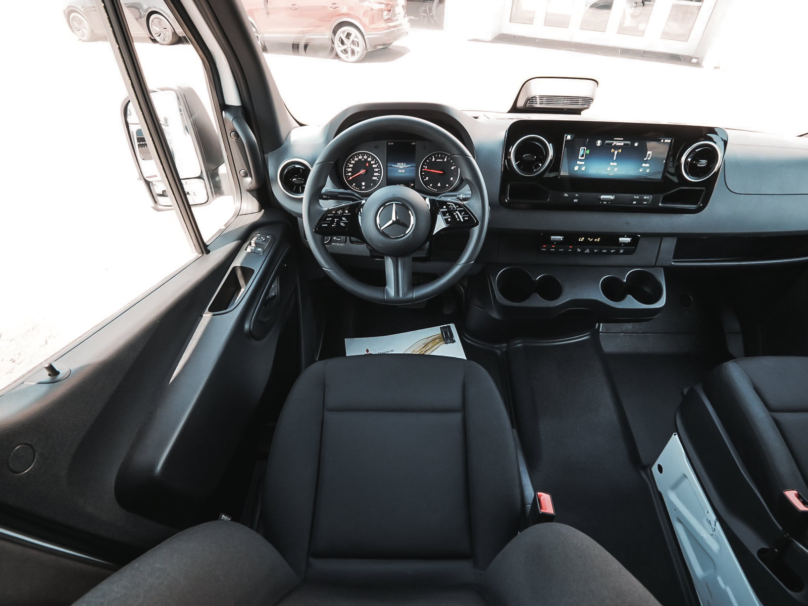 Used 2026 Mercedes-Benz Sprinter 2500 image 35