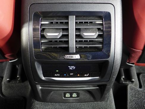 Used 2022 BMW X4 xDrive30i w/ Premium Package 2 AWD/4WD image 24