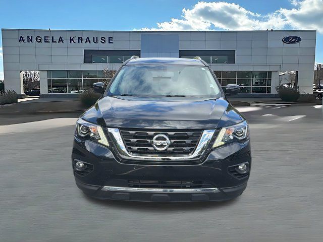 Used 2019 Nissan Pathfinder Platinum AWD/4WD image 2