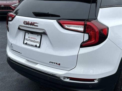 Used 2022 GMC Terrain AT4 w/ Infotainment Package II image 11