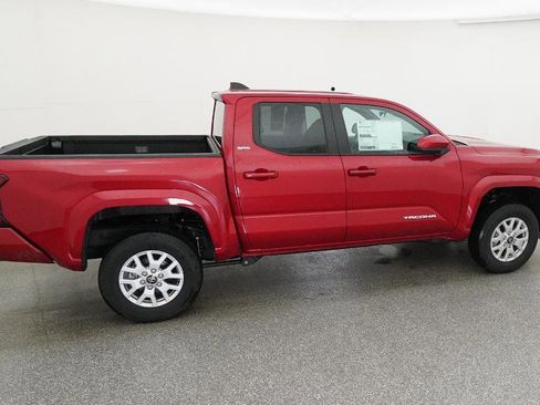 New 2025 Toyota Tacoma SR5 AWD/4WD image 39