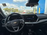 New 2025 Chevrolet Trax LT w/ LT Convenience Package image 2