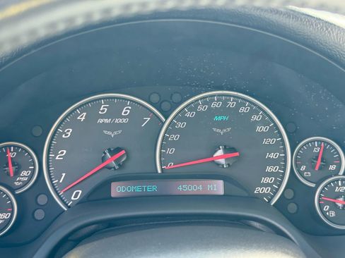 Used 2009 Chevrolet Corvette Convertible w/ Preferred Equipment Group image 32