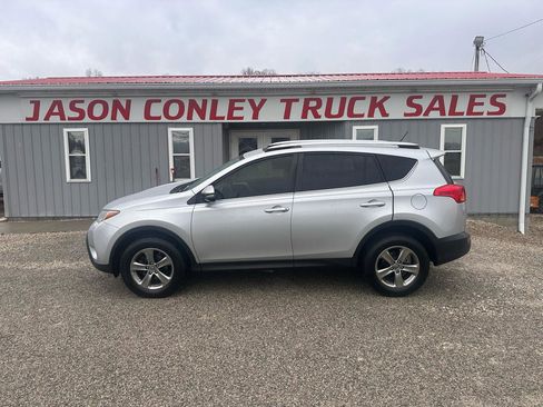 Used 2015 Toyota RAV4 XLE image 1