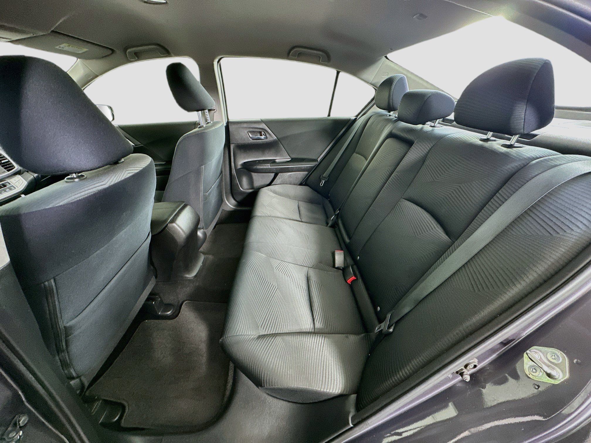 Used 2015 Honda Accord LX image 25
