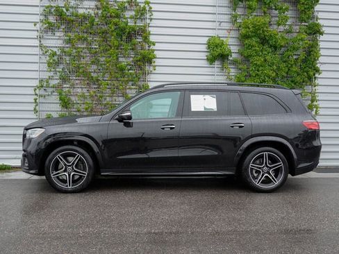 Used 2024 Mercedes-Benz GLS 450 4MATIC image 8