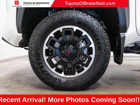 Certified 2026 Toyota Tacoma TRD Off-Road w/ TRD Off Road Premium Package AWD/4WD image 9