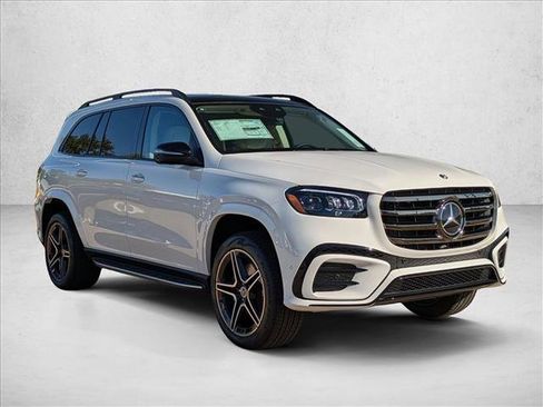 New 2026 Mercedes-Benz GLS 450 4MATIC image 8