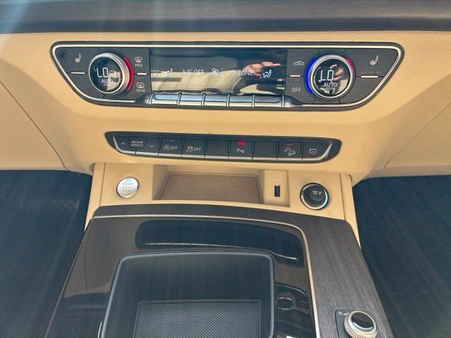 Used 2024 Audi Q5 2.0T Premium Plus w/ Premium Plus Package AWD/4WD image 22
