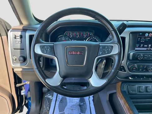 Used 2017 GMC Sierra 1500 SLT w/ SLT Premium Package RWD image 11