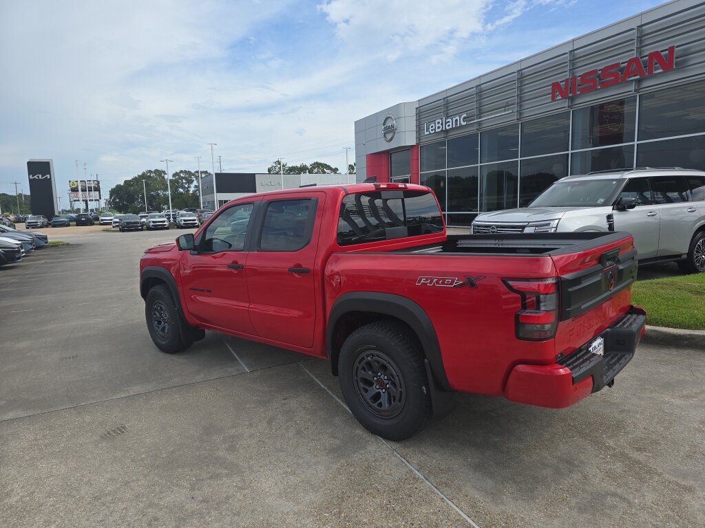 New 2027 Nissan Frontier PRO-4X RWD image 4