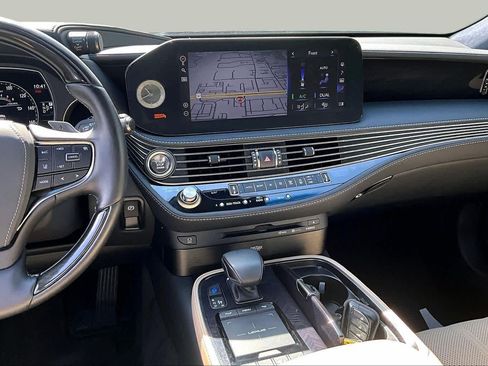 Used 2022 Lexus LS 500 AWD w/ Interior Upgrade Package image 7