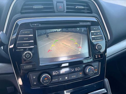 Used 2018 Nissan Maxima 3.5 SL FWD image 23