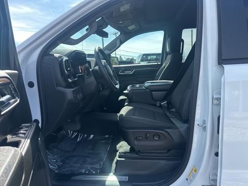 Used 2023 Chevrolet Silverado 1500 LT image 22