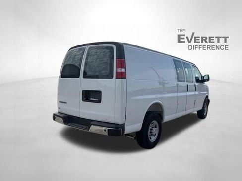 New 2026 Chevrolet Express 3500 Extended w/ Driver Convenience Package RWD image 7