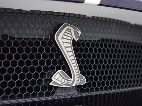 Used 2021 Ford Mustang Shelby GT500 w/ Technology Package image 16