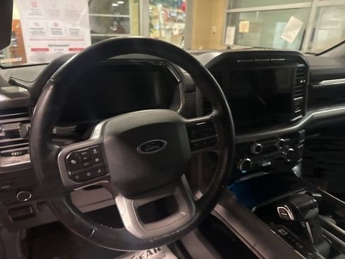 Used 2021 Ford F150 Lariat w/ Max Trailer Tow Package image 8