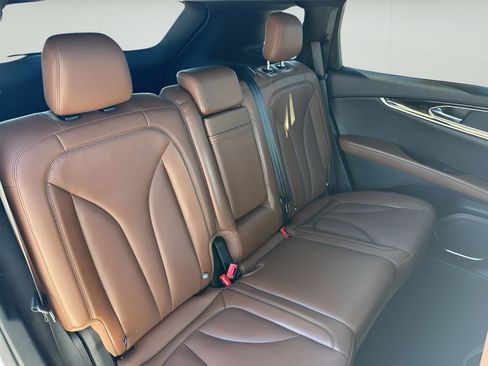 Used 2022 Lincoln Nautilus Reserve image 36