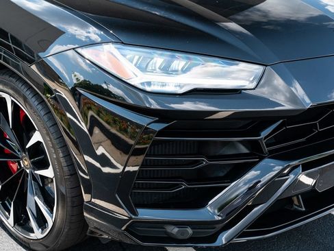 Used 2021 Lamborghini Urus AWD/4WD image 7