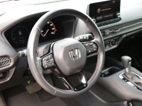 Used 2023 Honda HR-V Sport image 17