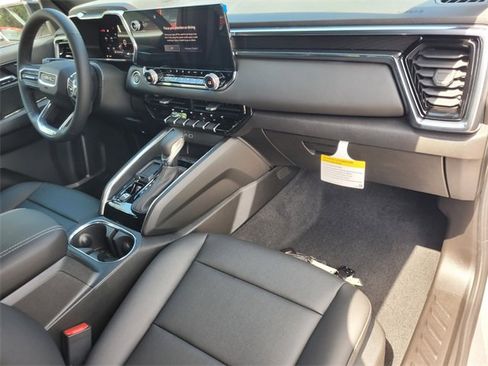 New 2026 GMC Canyon Elevation w/ Convenience Package image 14