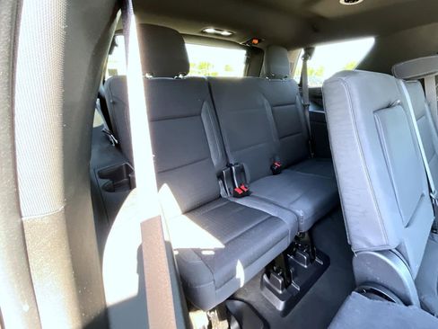 Used 2021 Chevrolet Tahoe LS AWD/4WD image 20