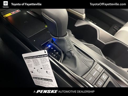 New 2026 Toyota Camry SE FWD image 32