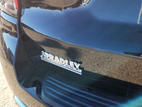 Used 2023 Chevrolet Tahoe LS image 22