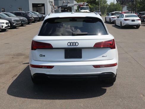 Used 2024 Audi Q5 e Premium Plus w/ Premium Plus Package AWD/4WD image 6