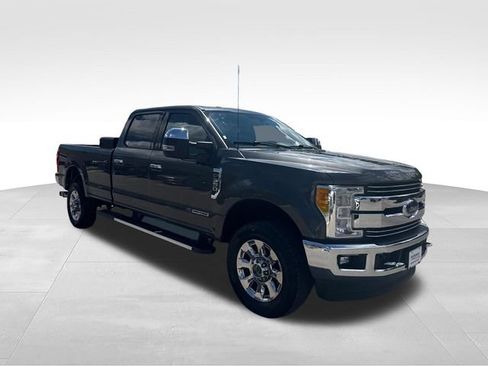 Used 2017 Ford F350 Lariat w/ Lariat Ultimate Package AWD/4WD image 7