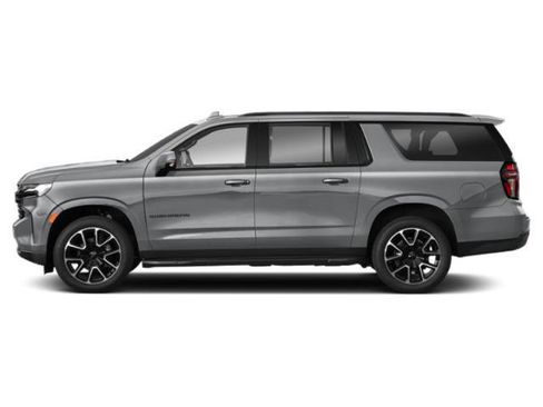 Certified 2024 Chevrolet Suburban RST w/ Luxury Package AWD/4WD image 3