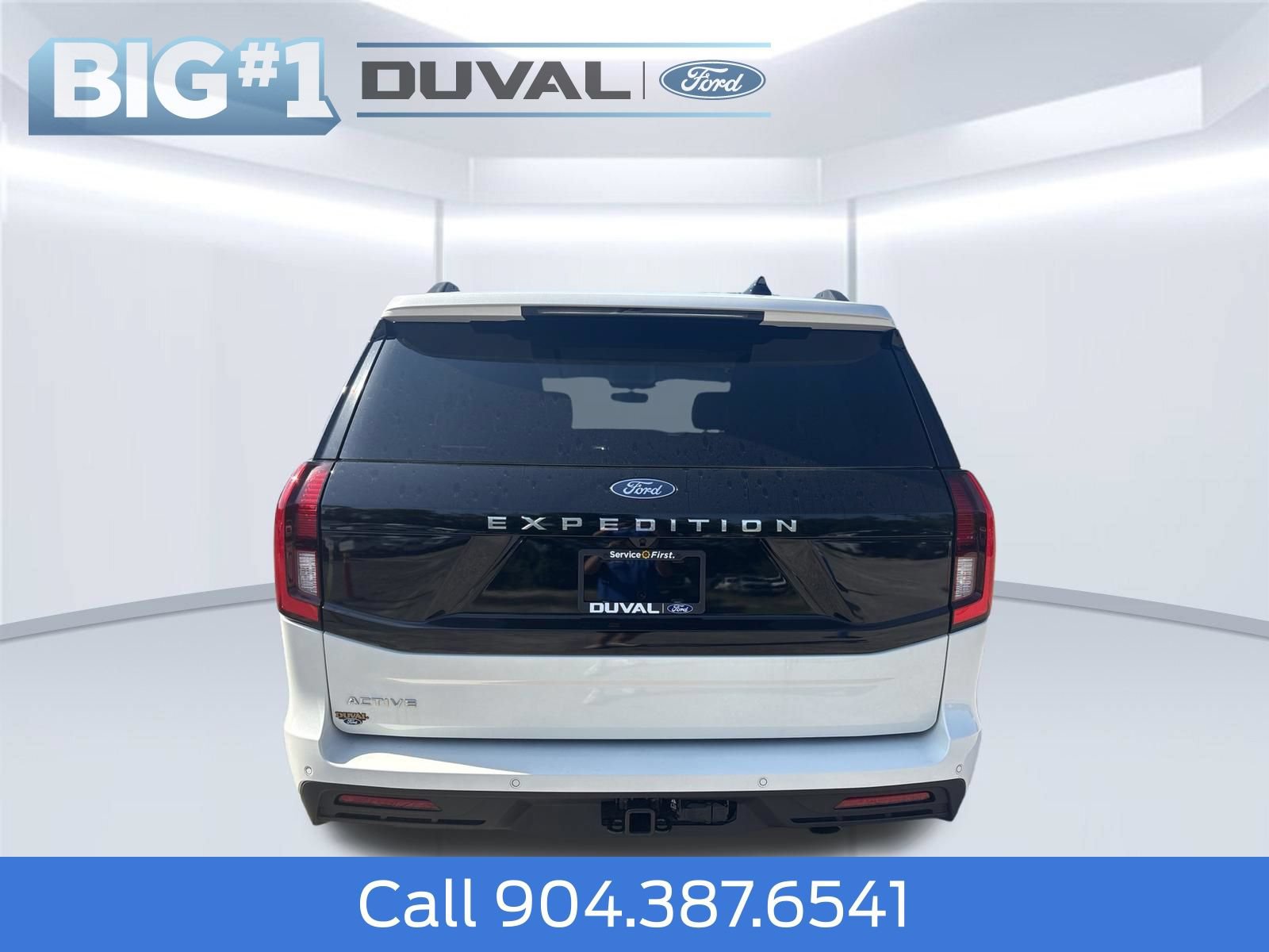 New 2026 Ford Expedition Active RWD image 6