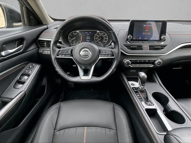 Used 2019 Nissan Altima 2.5 SR FWD image 7