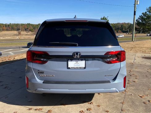 Used 2025 Honda Odyssey Sport-L image 5