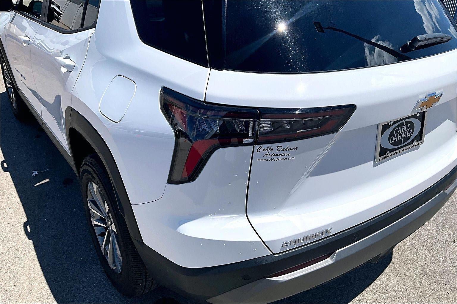 Used 2026 Chevrolet Equinox LT FWD image 31