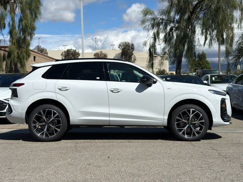 New 2026 Audi Q3 quattro 2.0T AWD/4WD image 3