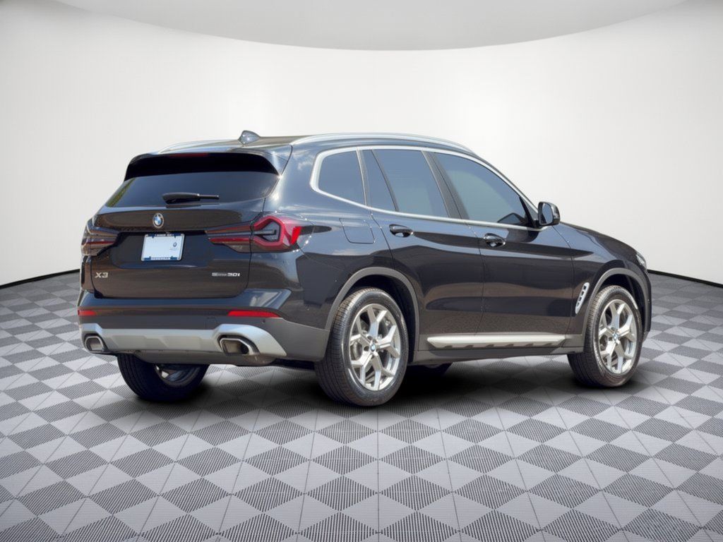 Certified 2024 BMW X3 sDrive30i w/ Convenience Package RWD image 9