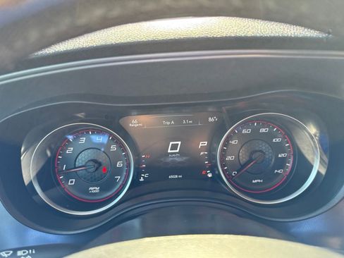 Used 2023 Dodge Charger SXT RWD image 14