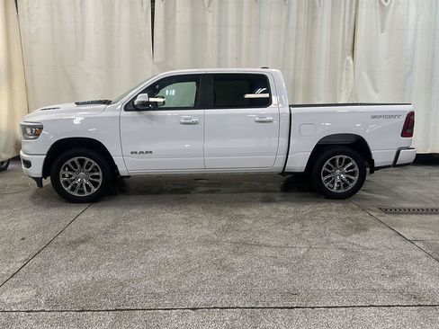 Used 2023 RAM 1500 Laramie AWD/4WD image 2