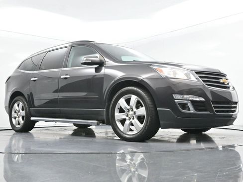 Used 2016 Chevrolet Traverse LT w/ Style and Technology Package AWD/4WD image 43