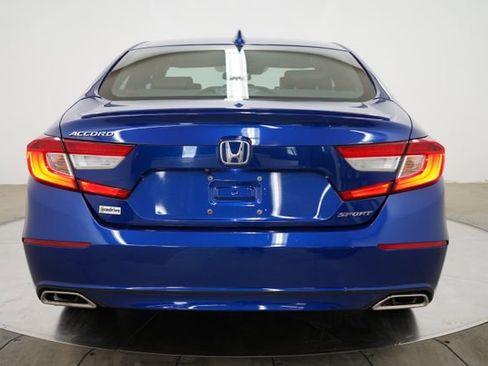 Used 2019 Honda Accord Sport image 6