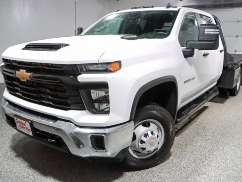 Used 2025 Chevrolet Silverado 3500 W/T w/ WT Convenience Package AWD/4WD image 30
