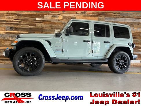 Used 2023 Jeep Wrangler Unlimited Sahara w/ Cold Weather Group AWD/4WD image 1