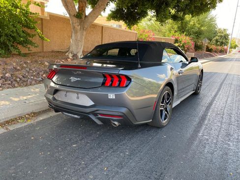 Used 2025 Ford Mustang Premium RWD image 8