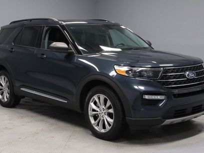 Certified 2023 Ford Explorer XLT w/ Equipment Group 202A
