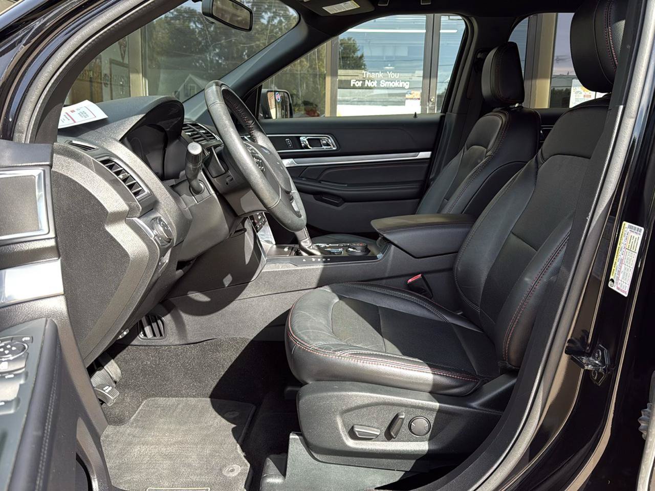 Used 2019 Ford Explorer Sport AWD/4WD image 12